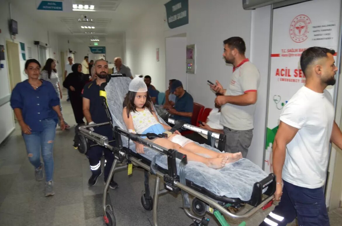 aksarayda-dugune-giden-cocuk-kopek-saldirisina-ugradi-xfnC6aWe.jpg